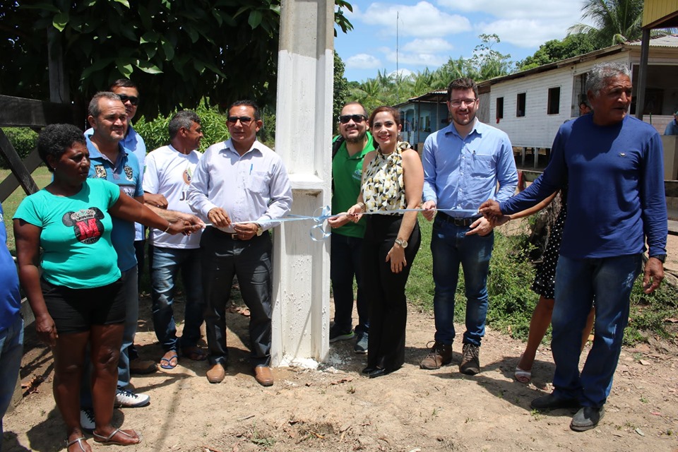 Prefeitura inaugura sistema de energia elétrica 24h das comunidades rurais de Padaria, São José e Santo Antônio da Cachoeira.